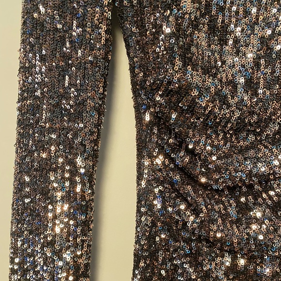 Le château sparkle dress - Picture 3 of 4